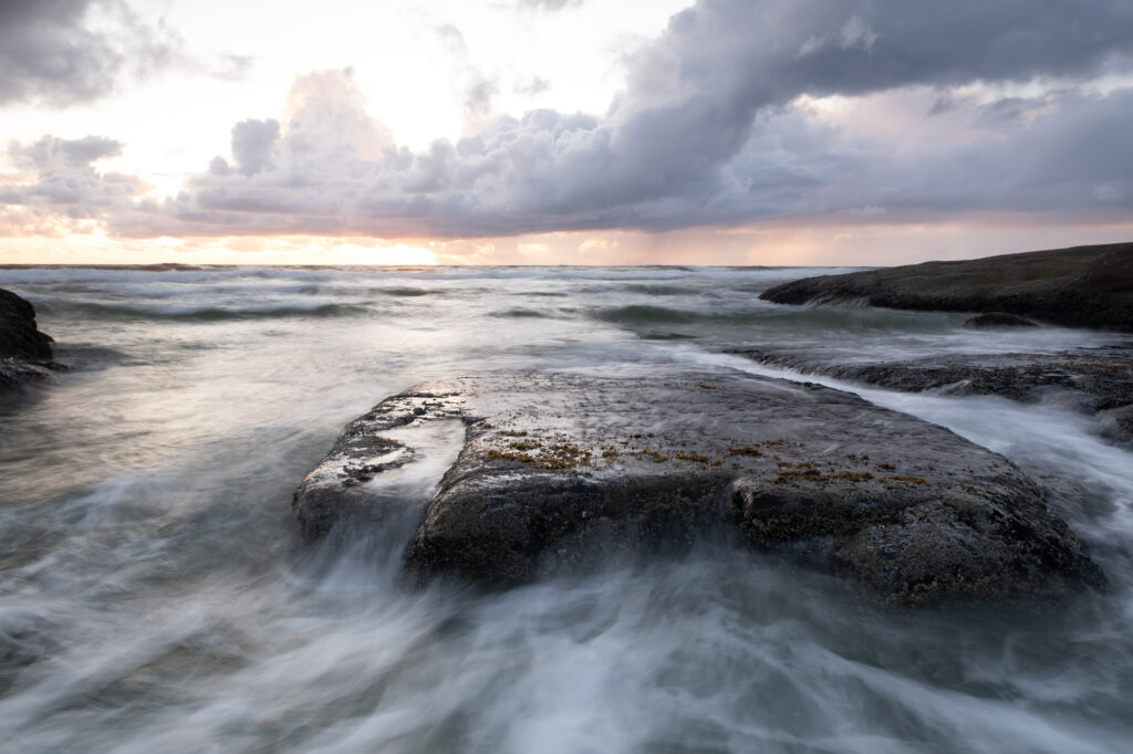 Ocean scene, waves, surf, oregon, dramatic clouds