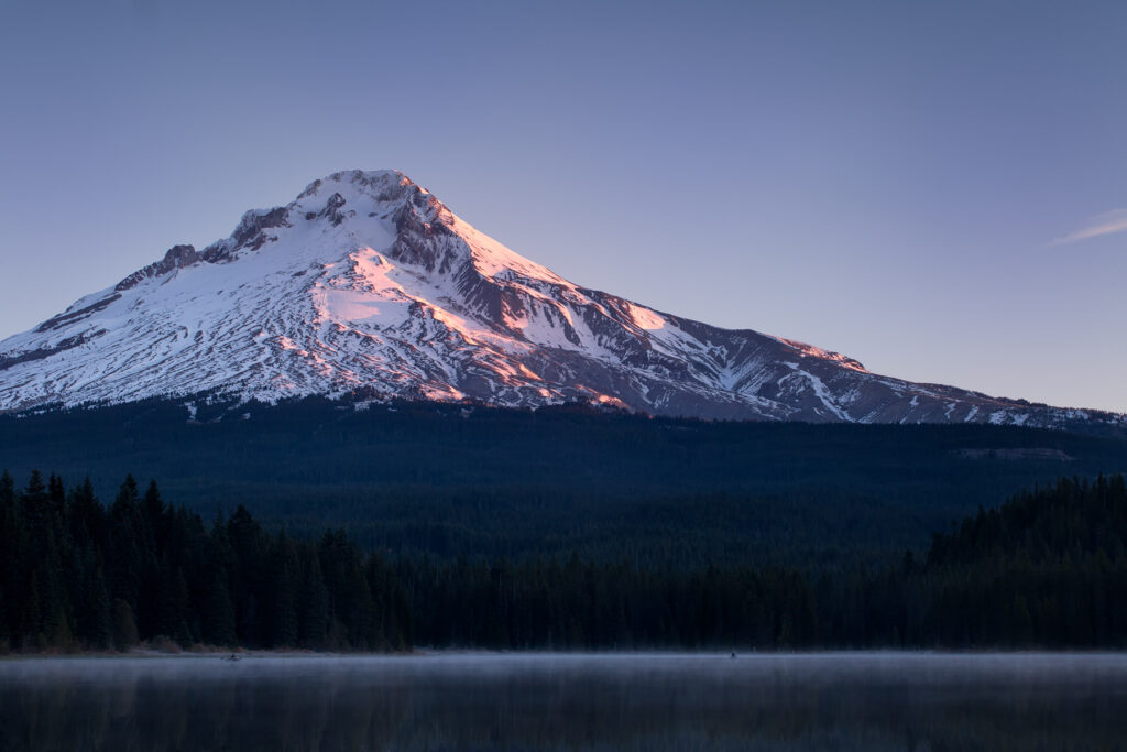 Mt Hood oregon at sunrise with Trillium lake in foreground