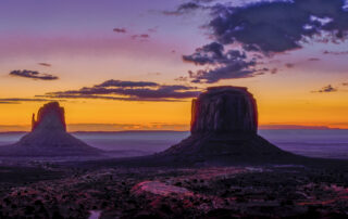 Desert scene in Monument Valley Hunts Mesa