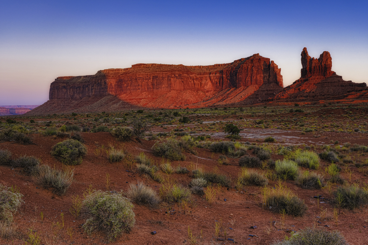 Desert scene in Monument Valley Hunts Mesa